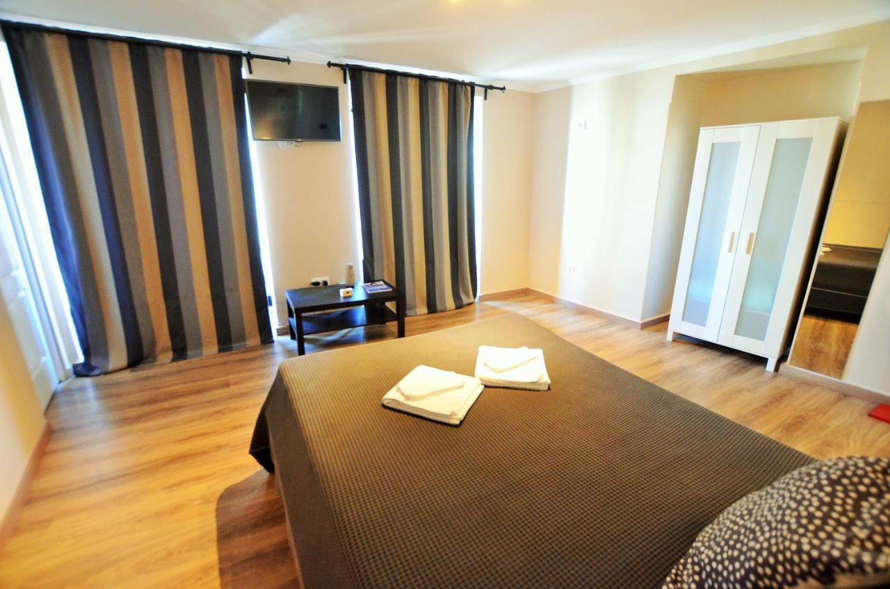 Suites & Apartments - Dp Setúbal Exteriör bild